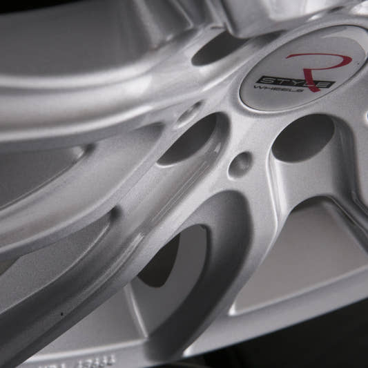 R-Style Wheels SR13 silver Alufelge 6.5x16 Zoll ET38 LK 5x114.3 ML70.4 – Bild 4