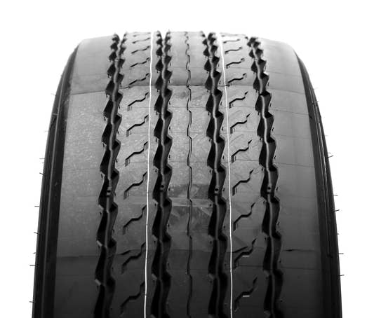 Michelin X Multi T 385/65 R22.5 160K runderneuert – Bild 2