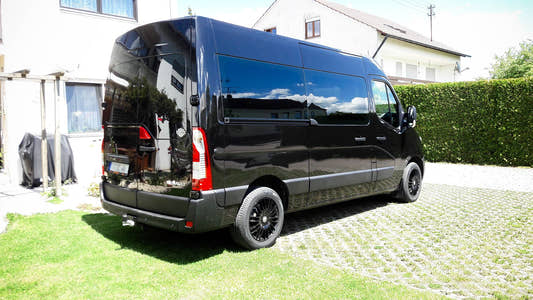 Borbet CW3 black glossy 9x20 ET51 - LK6/120 ML74.6