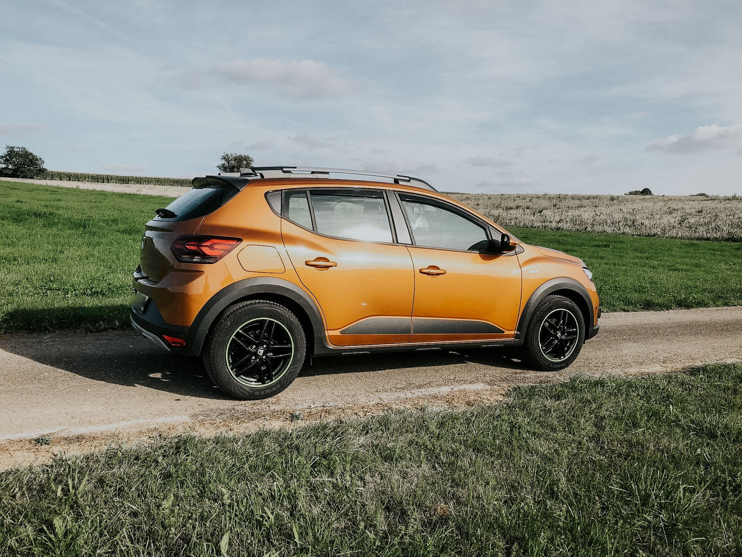 Alutec Ikenu diamant-schwarz Alufelge 6.5x16 Zoll ET46 LK 4x100 ML54.1 – Bild 7