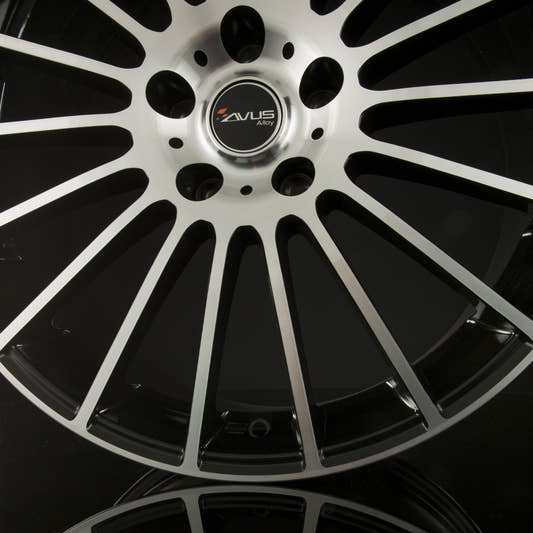 Avus Racing AC-M03 black polished Alufelge 8x19 Zoll ET45 LK 5x112 ML66.6 – Bild 4
