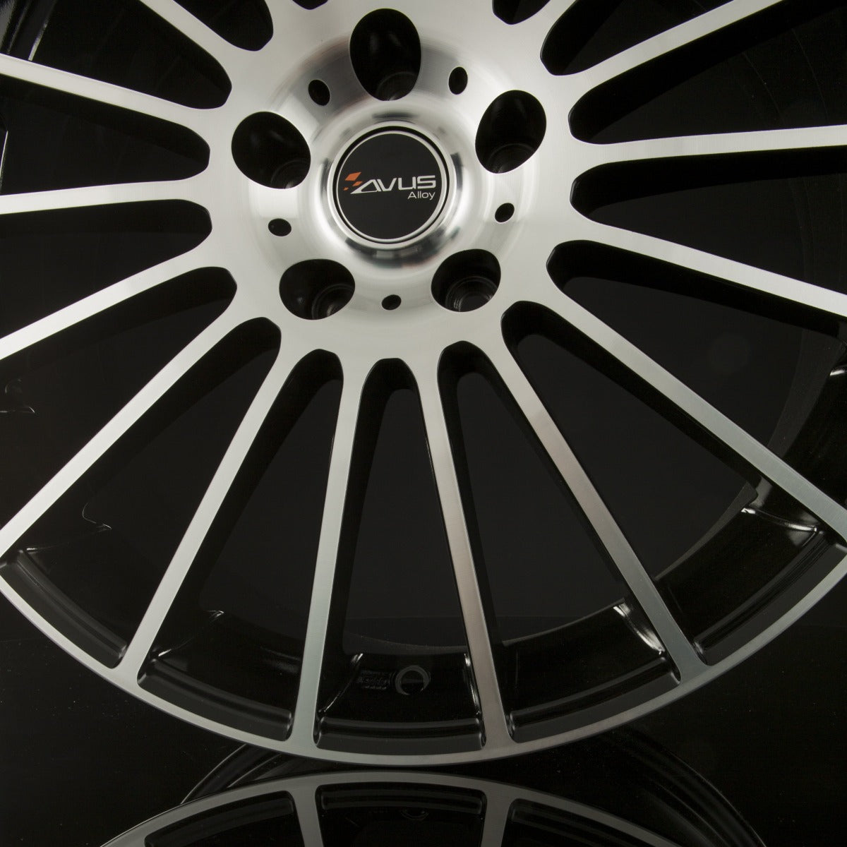 Avus Racing AC-M03 black polished Alufelge 7.5x18 Zoll ET48 LK 5x100 ML73.1 – Bild 4