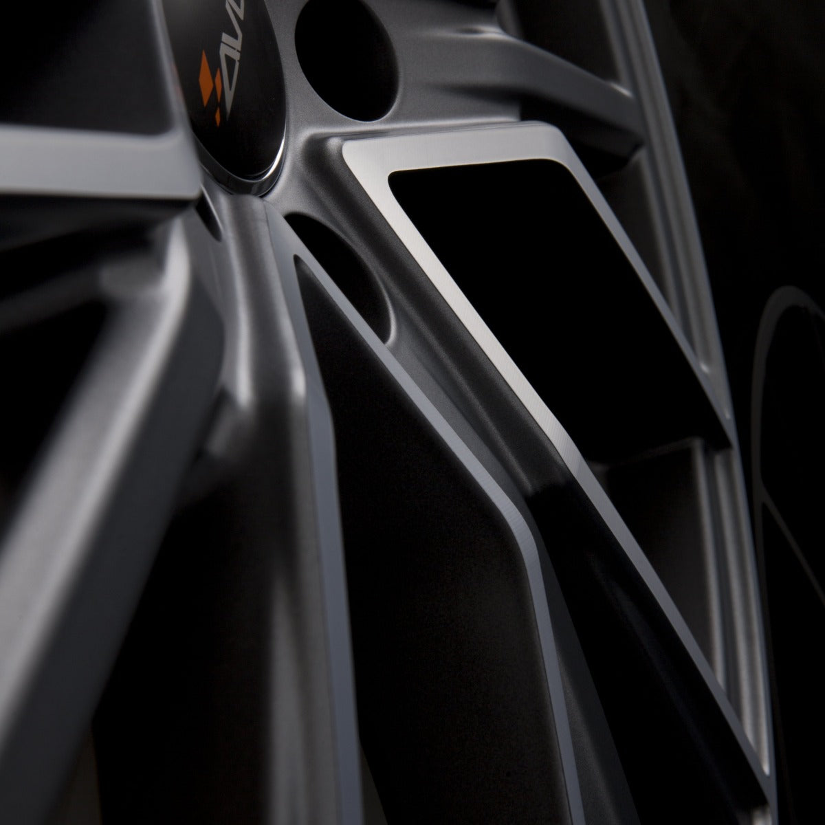 Avus Racing AF18 matt anthracite polished Alufelge 8x18 Zoll ET35 LK 5x112 ML66.6 – Bild 6