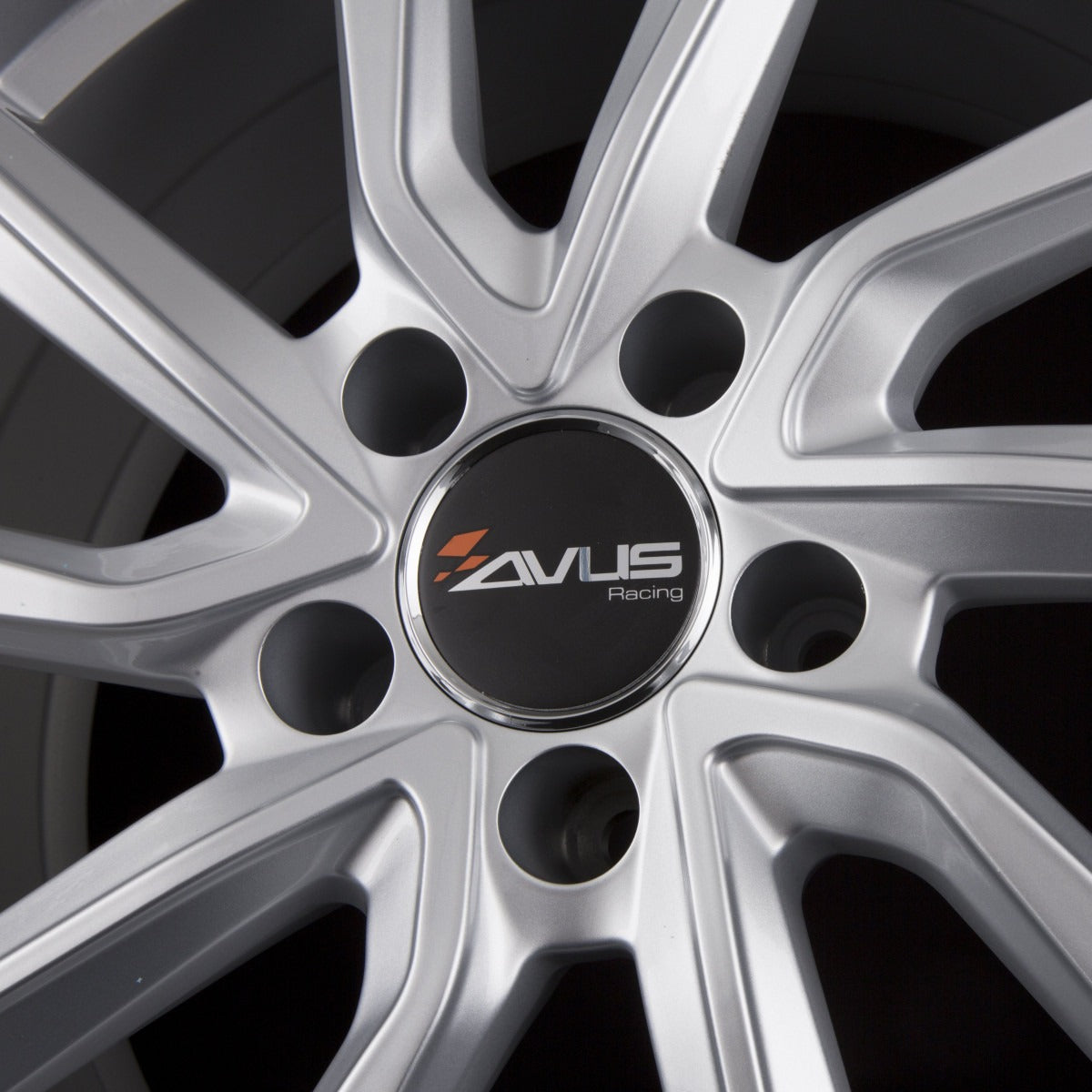 Avus Racing AC-518 hyper silver Alufelge 8x19 Zoll ET40 LK 5x114.3 ML73.1 – Bild 5