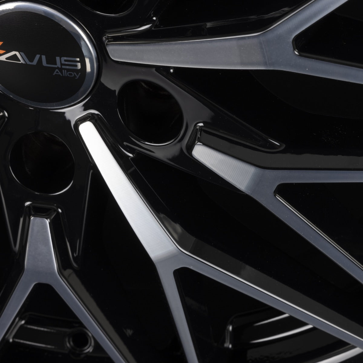 Avus Racing AC-MB6 Black Polished Alufelge 8x18 Zoll ET29 LK 5x112 ML66.6 – Bild 5