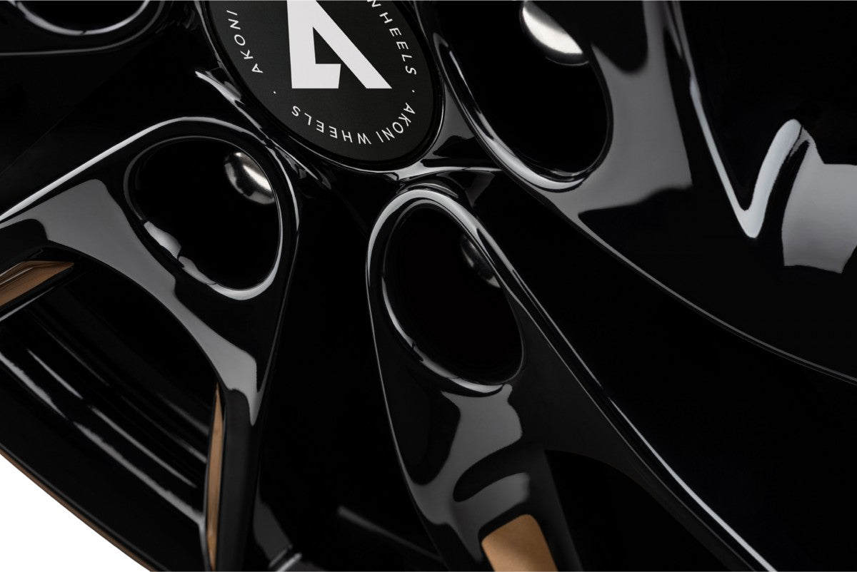 Akoni AK09 black glossy gold spoke rim Alufelge 8x18 Zoll ET40 LK 5x114.3 ML72.5 – Bild 2