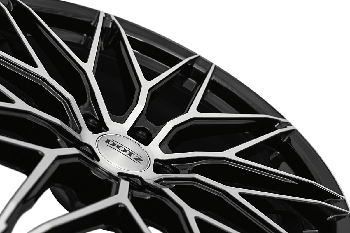 Dotz Suzuka black polished Alufelge 8x19 Zoll ET27 LK 5x112 ML66.6 – Bild 4