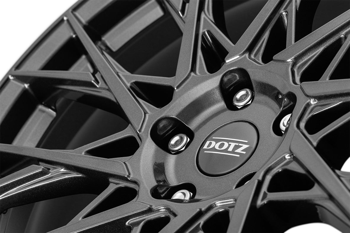 Dotz Fuji gunmetal 8x18 ET40 - LK5/114.3 ML71.6