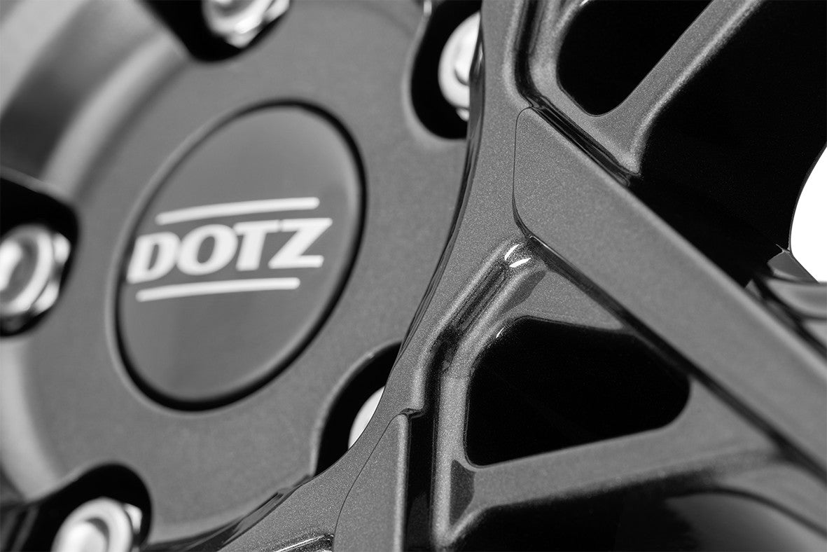 Dotz Fuji gunmetal 8x20 ET35 - LK5/112 ML70.1