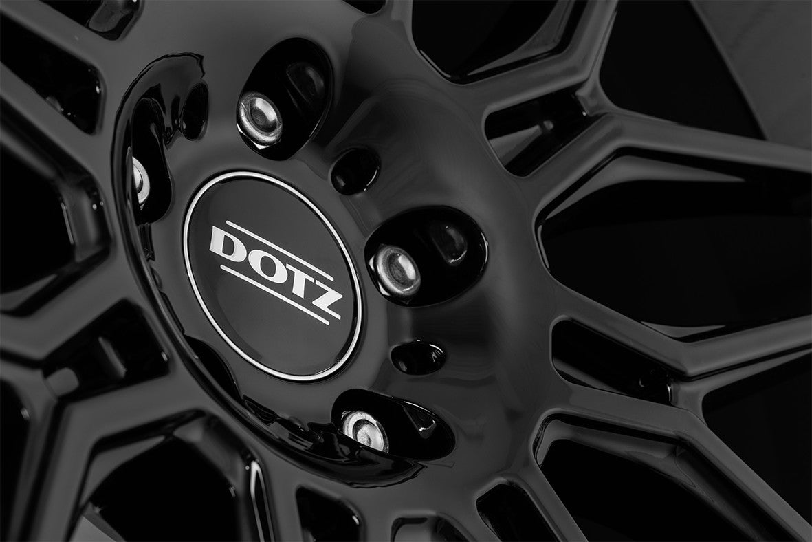 Dotz Longbeach black/polished lip 10x20 ET19 - LK5/112 ML66.6