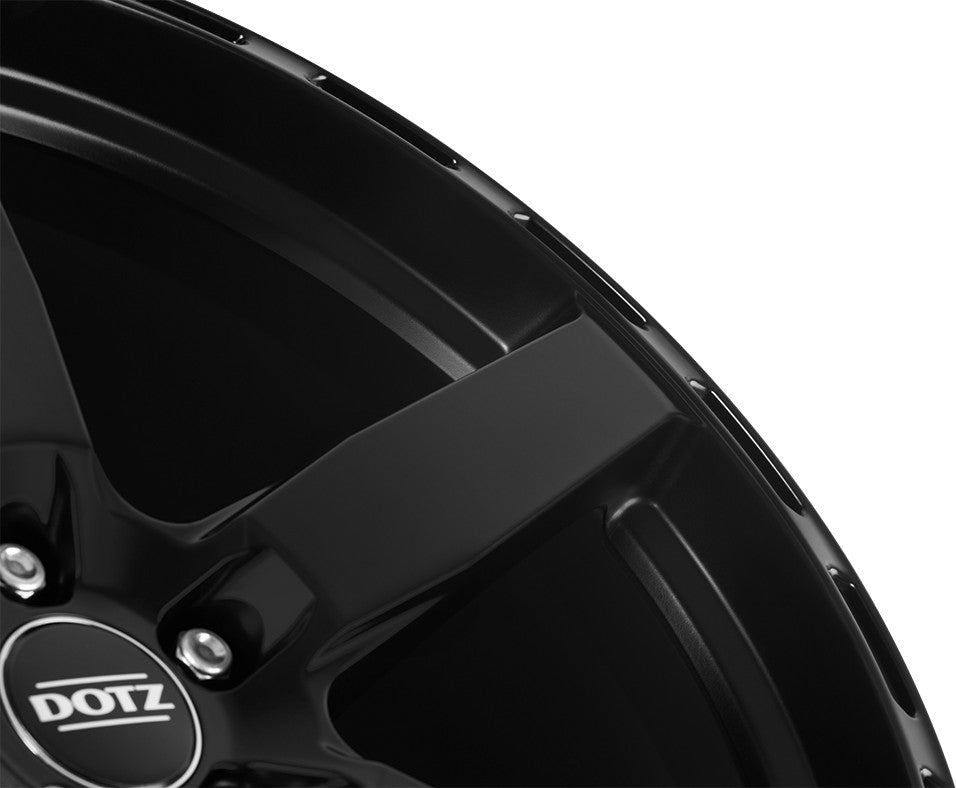 Dotz MarinaBay black matt 9.5x19 ET45 - LK5/112 ML70.1
