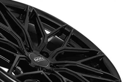 Dotz Suzuka black 8.5x19 ET45 - LK5/108 ML70.1