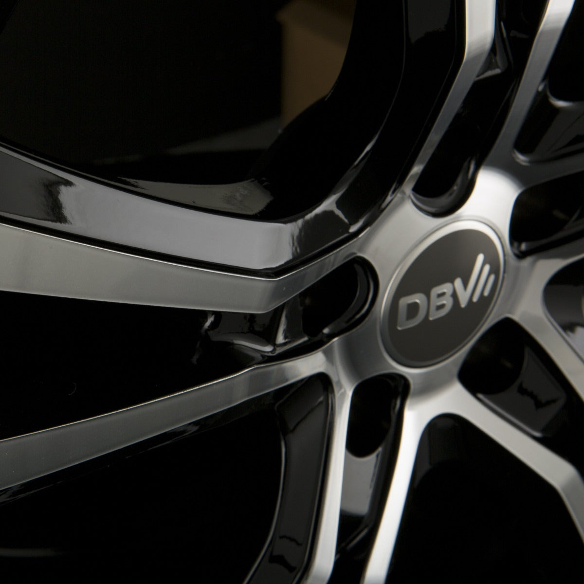 DBV Andorra schwarz glänzend front poliert Alufelge 8x18 Zoll ET30 LK 5x112 ML74.1 – Bild 8