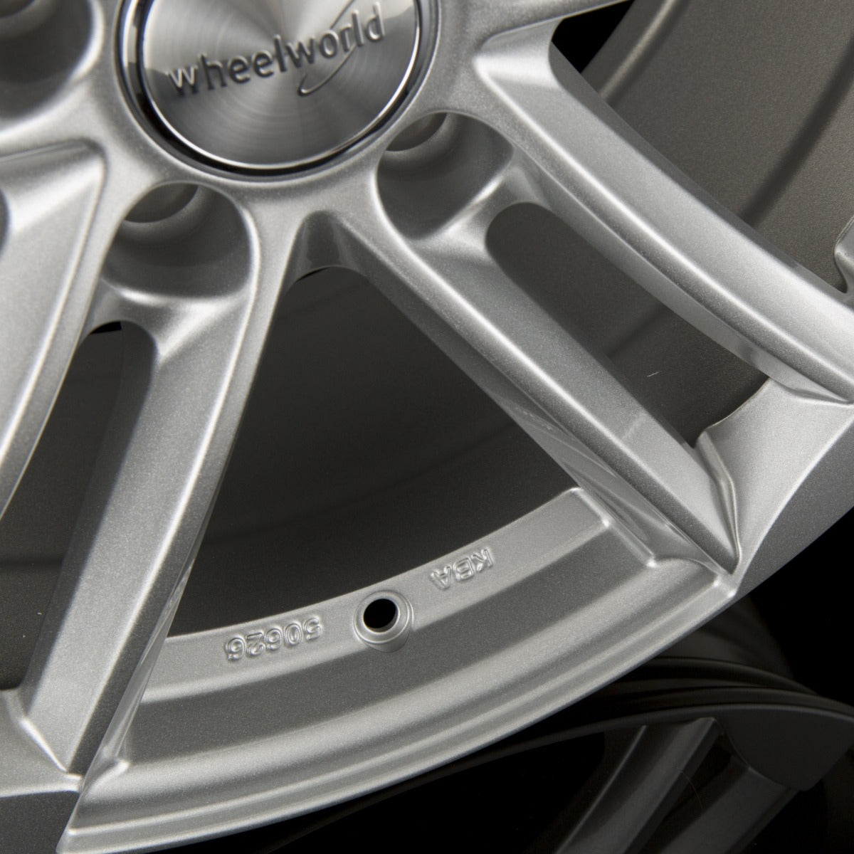 2DRV by WHEELWORLD WH27 Race Silber Lackiert (RS) Alufelge 9.5x21 Zoll ET35 LK 5x112 ML66.6 – Bild 4