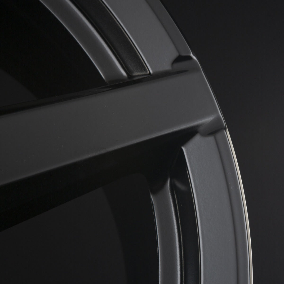 Ronal R69 jetblack-matt Alufelge 8x18 Zoll ET35 LK 5x112 ML76 – Bild 7