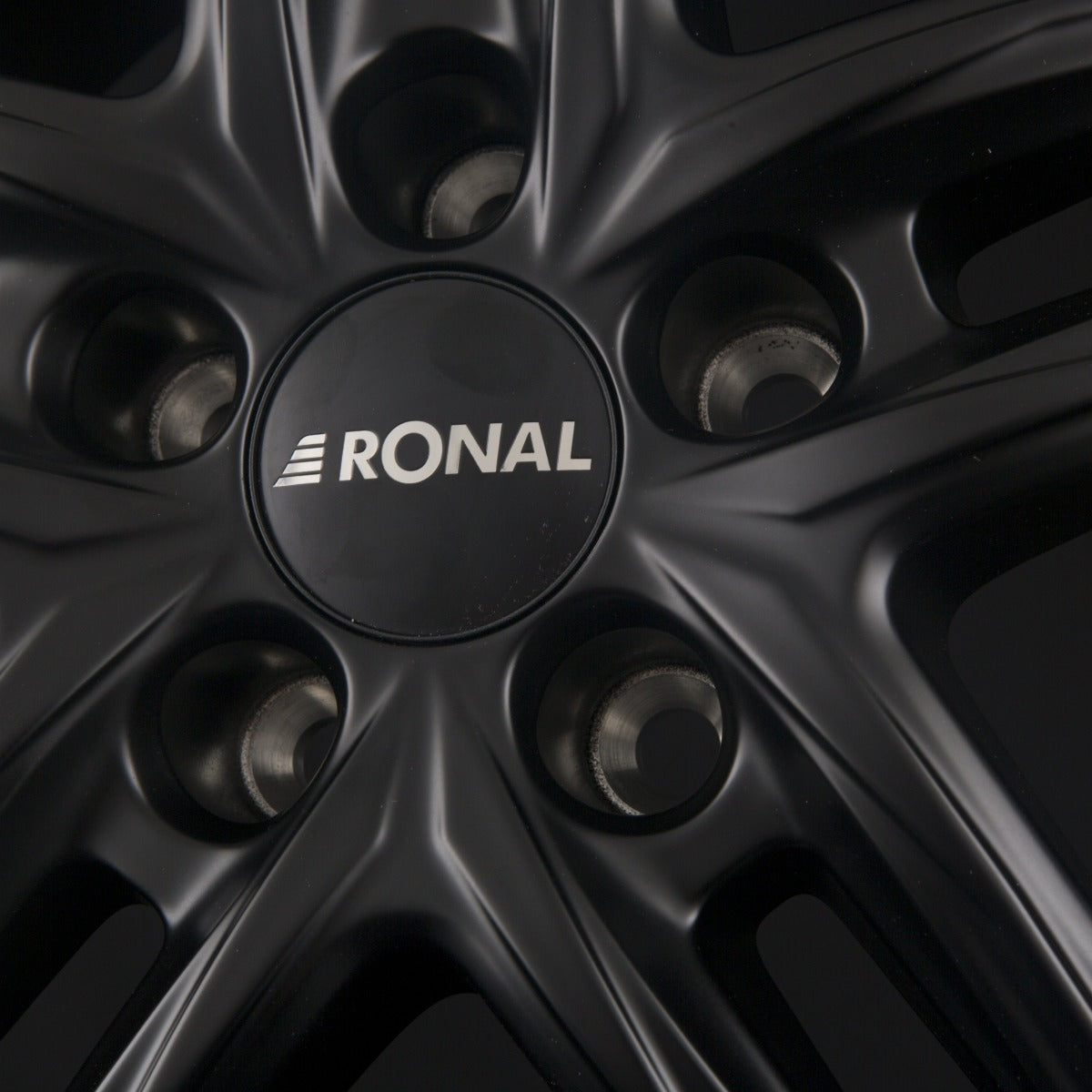 Ronal R65 Jetblack-Matt Alufelge 8.5x20 Zoll ET40 LK 5x114.3 ML82 – Bild 4