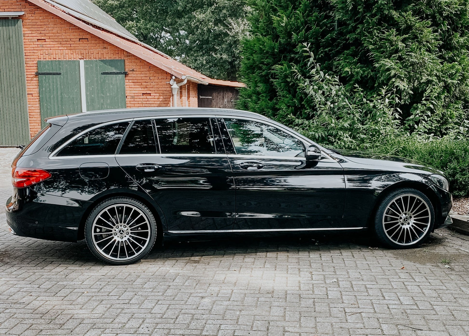 Keskin KT15 Speed black front polish 8x18 ET30 - LK5/112 ML66.6
