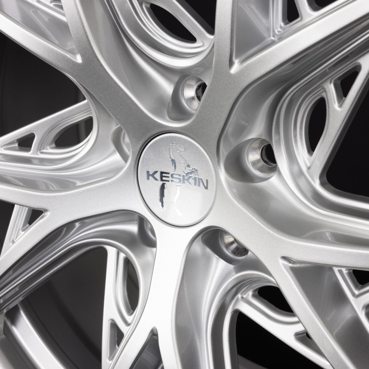 Keskin KT24C Thunder silver painted Alufelge 8.5x19 Zoll ET30 LK 5x112 ML66.6 – Bild 5