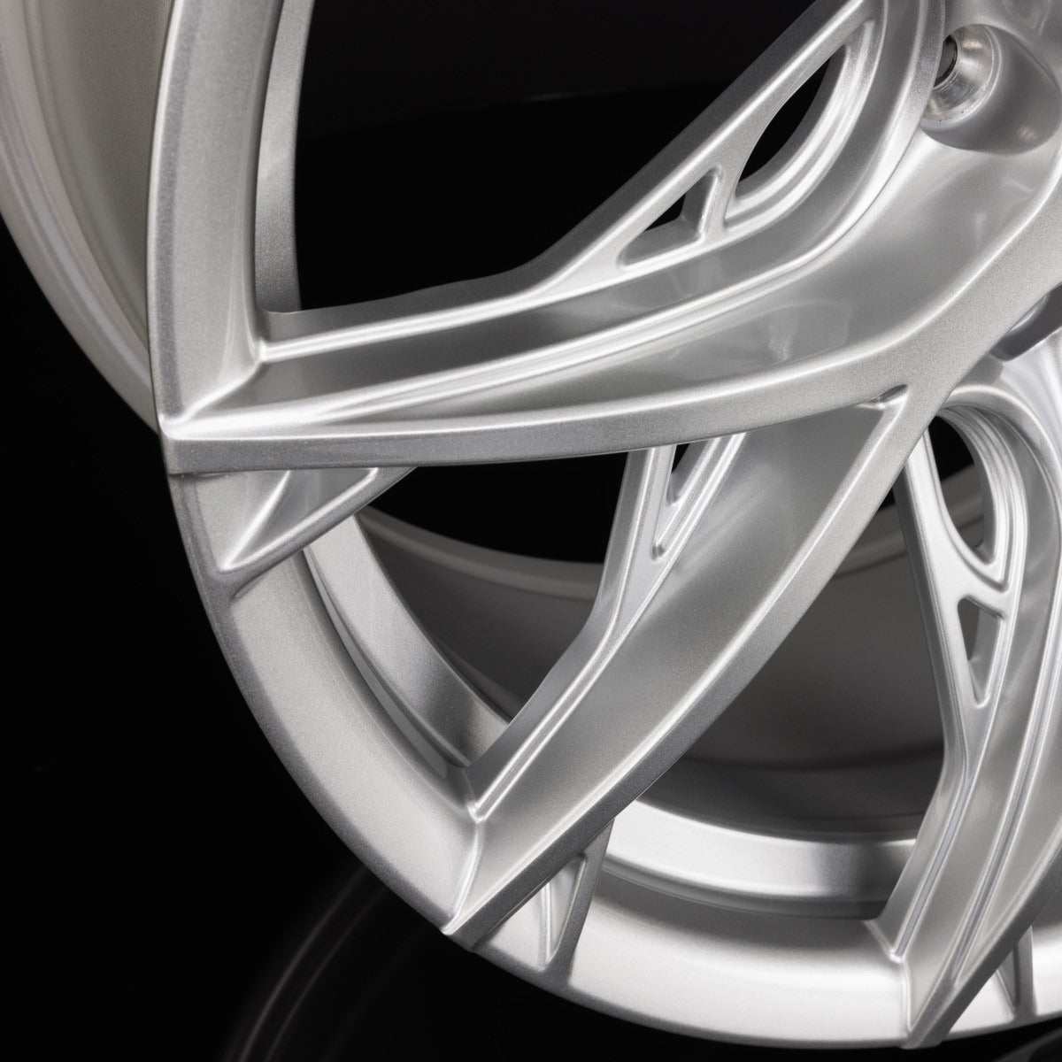 Keskin KT24C Thunder silver painted Alufelge 8.5x19 Zoll ET35 LK 5x114.3 ML72.6 – Bild 6