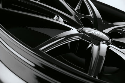 CMS C30 complete black gloss 7x17 ET47.5 - LK5/108 ML63.4