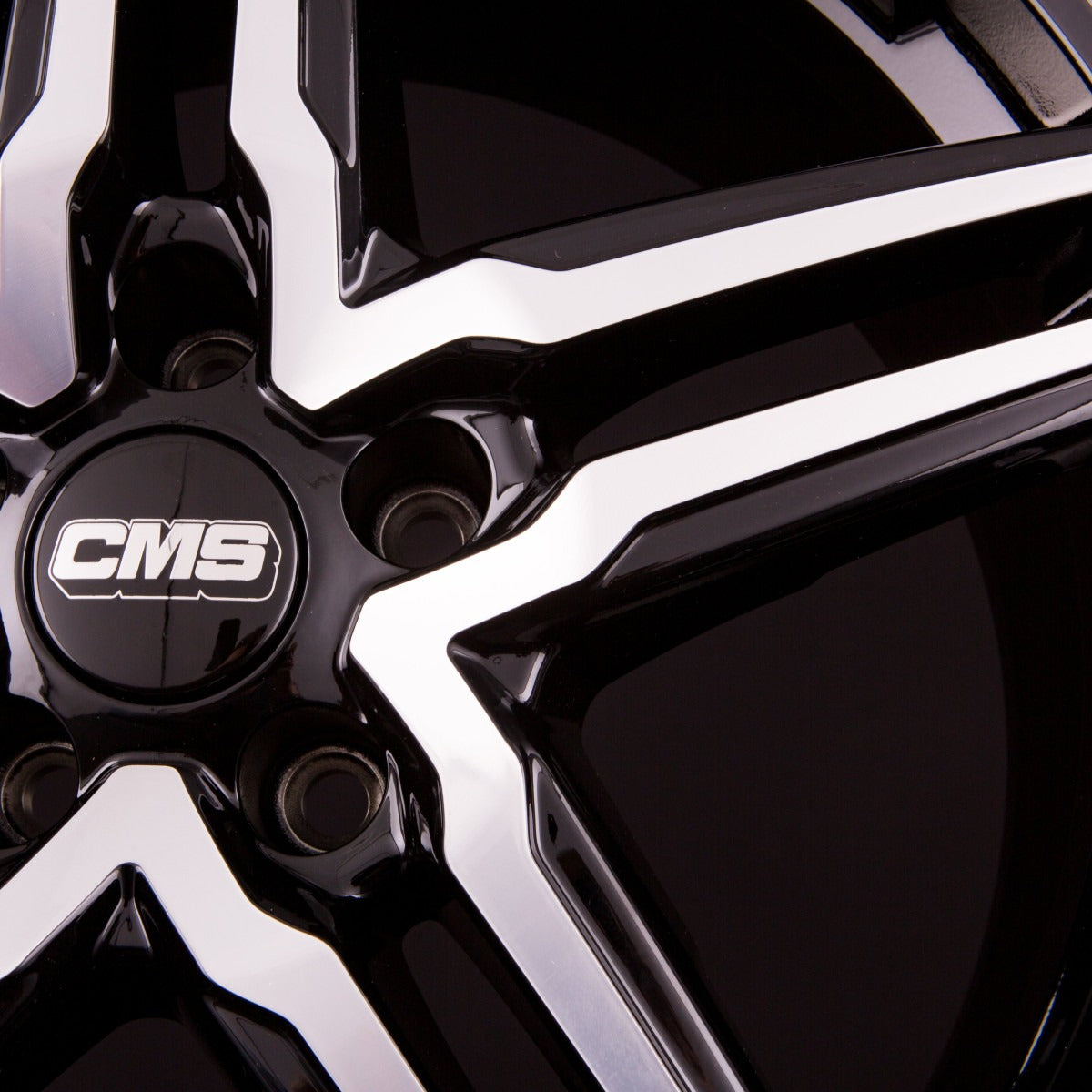 CMS C29 diamond black gloss Alufelge 8x18 Zoll ET45 LK 5x112 ML57.1 – Bild 7