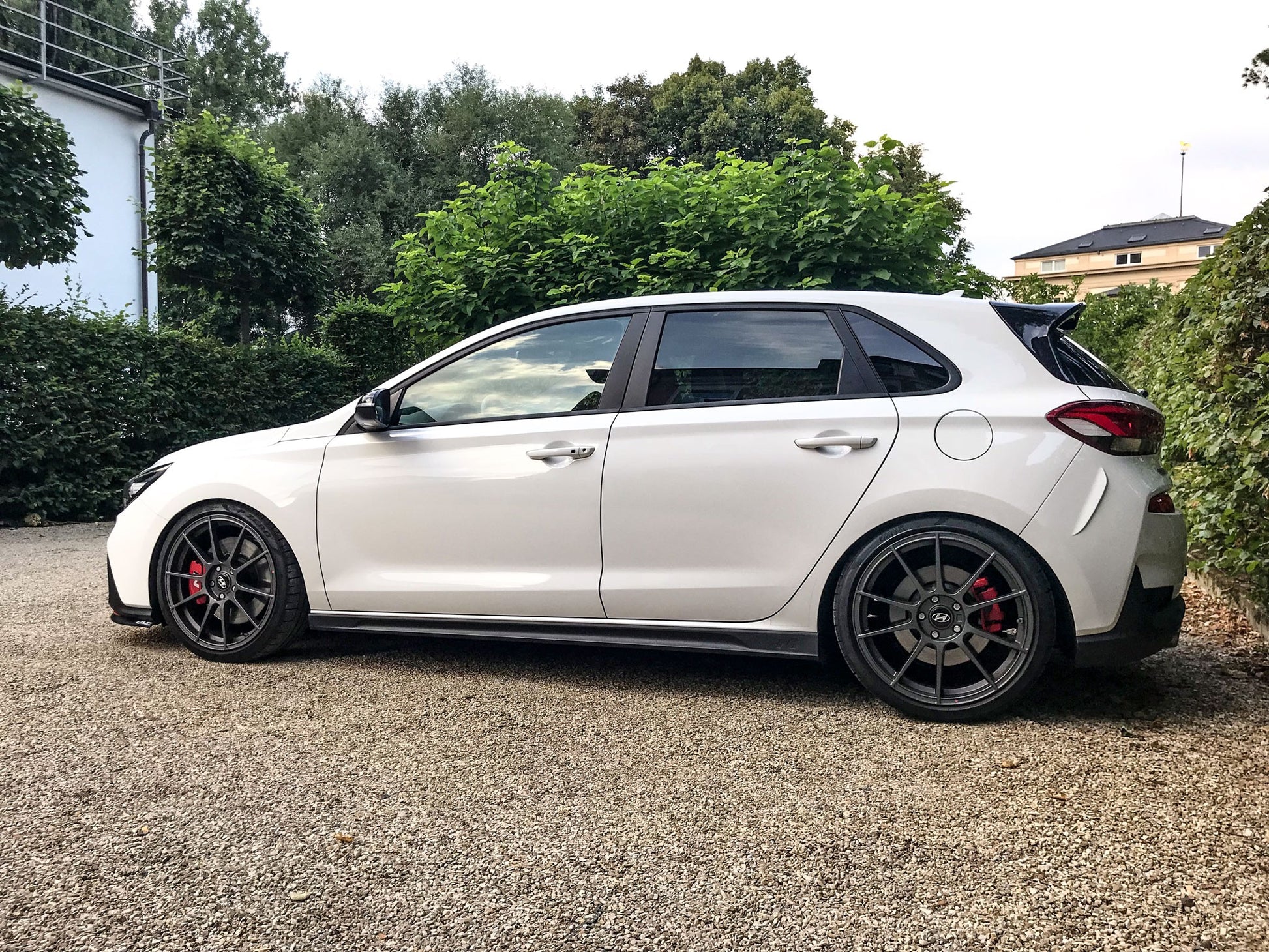 Autec Typ W - Wizard gunmetal 7.5x17 ET38 - LK4/100 ML70