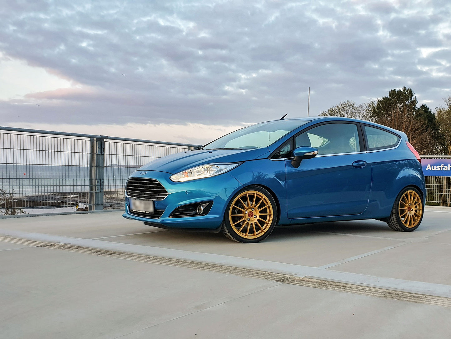 TEC Speedwheels AS2 gold 7.5x17 ET45 - LK5/112 ML72.5