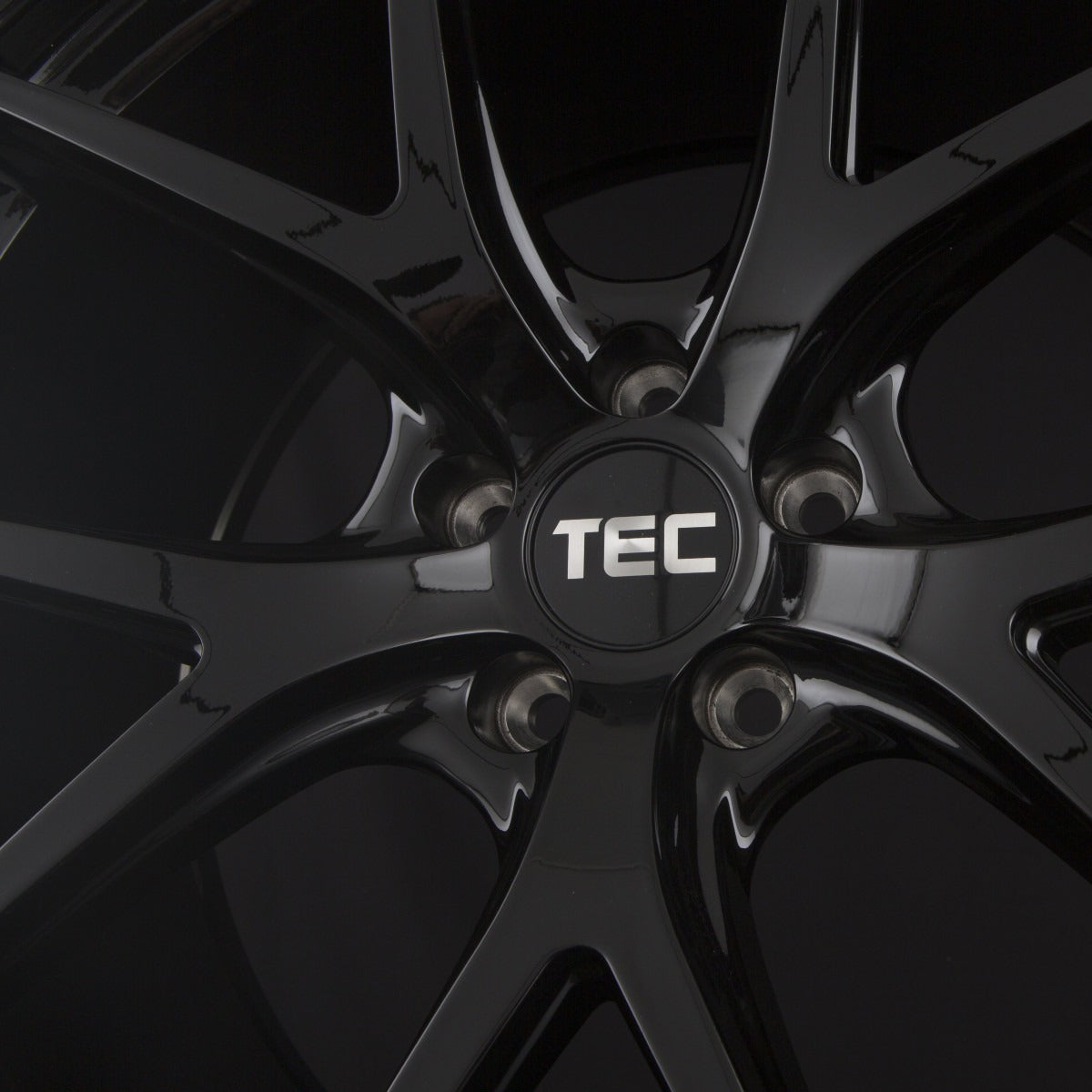 TEC Speedwheels GT6 EVO black-glossy Alufelge 8x18 Zoll ET40 LK 5x100 ML64 – Bild 6