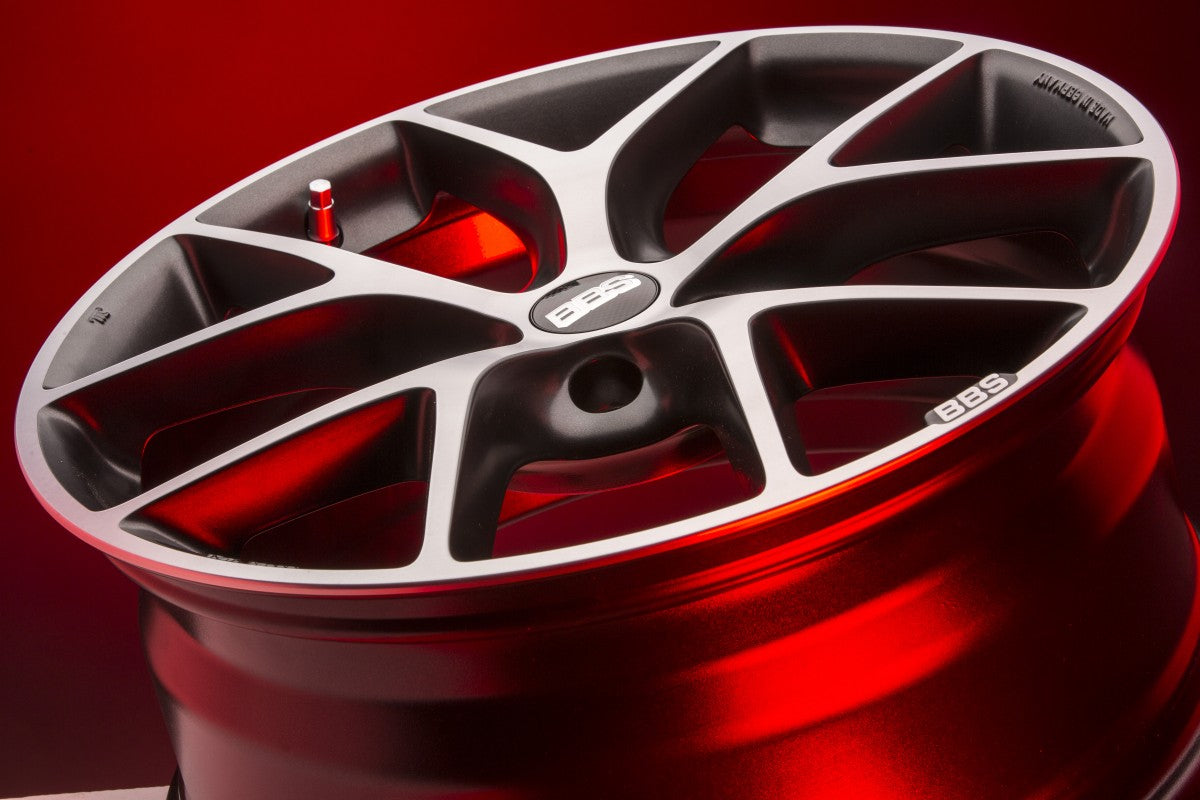 BBS SR vulcano grau diamantgedreht 8x18 ET48 - LK5/100 ML70
