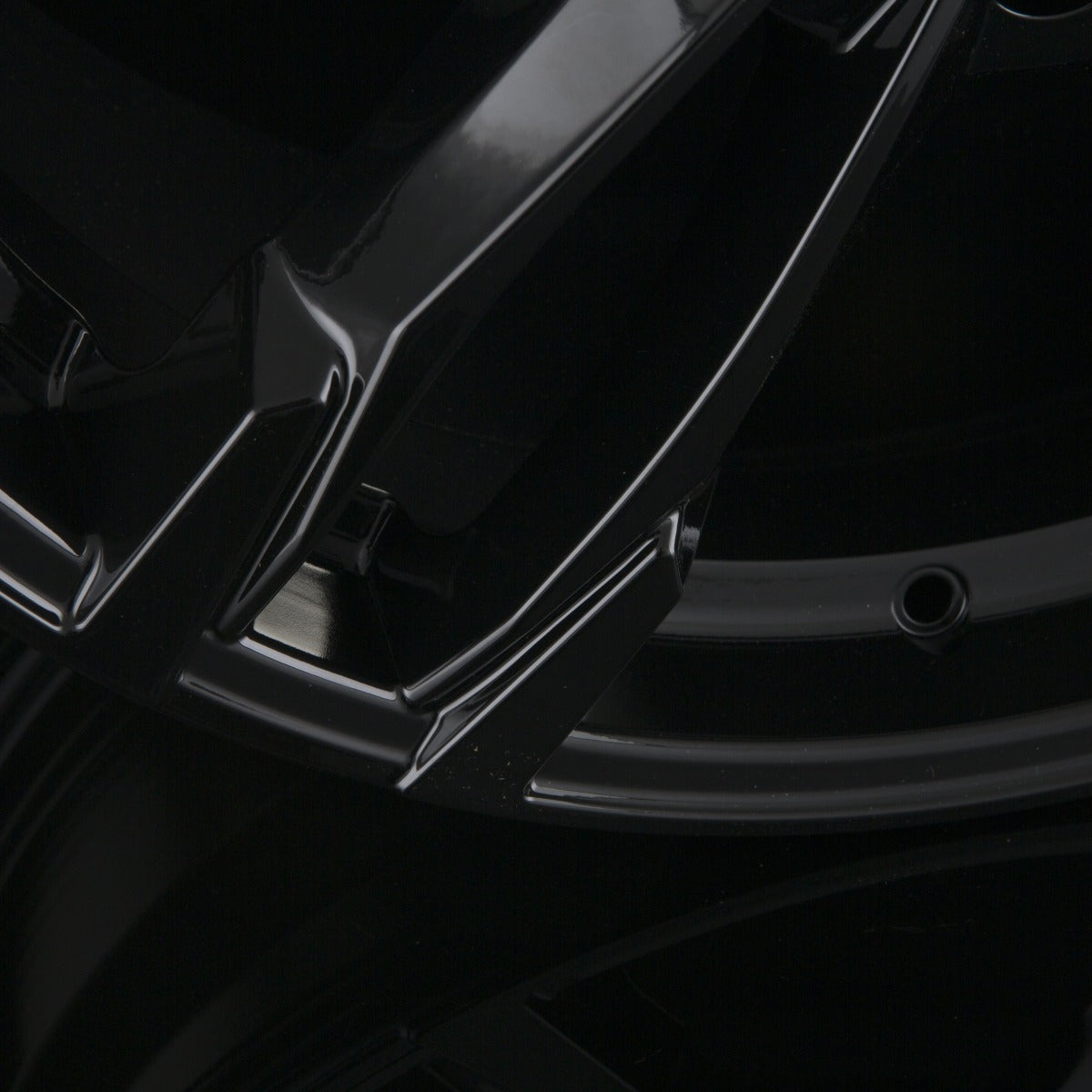 Diewe Wheels Avio NERO S - Schwarz Alufelge 8x18 Zoll ET30 LK 5x112 ML66.6 – Bild 5