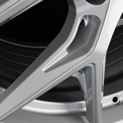 Barracuda Razzer hyper silver Alufelge 9.5x21 Zoll ET37 LK 5x108 ML73.1 – Bild 8