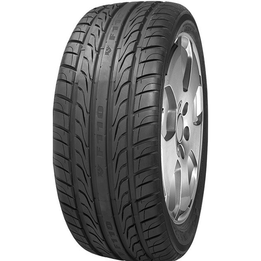 Minerva F 110 XL 275/45 R20 110W
