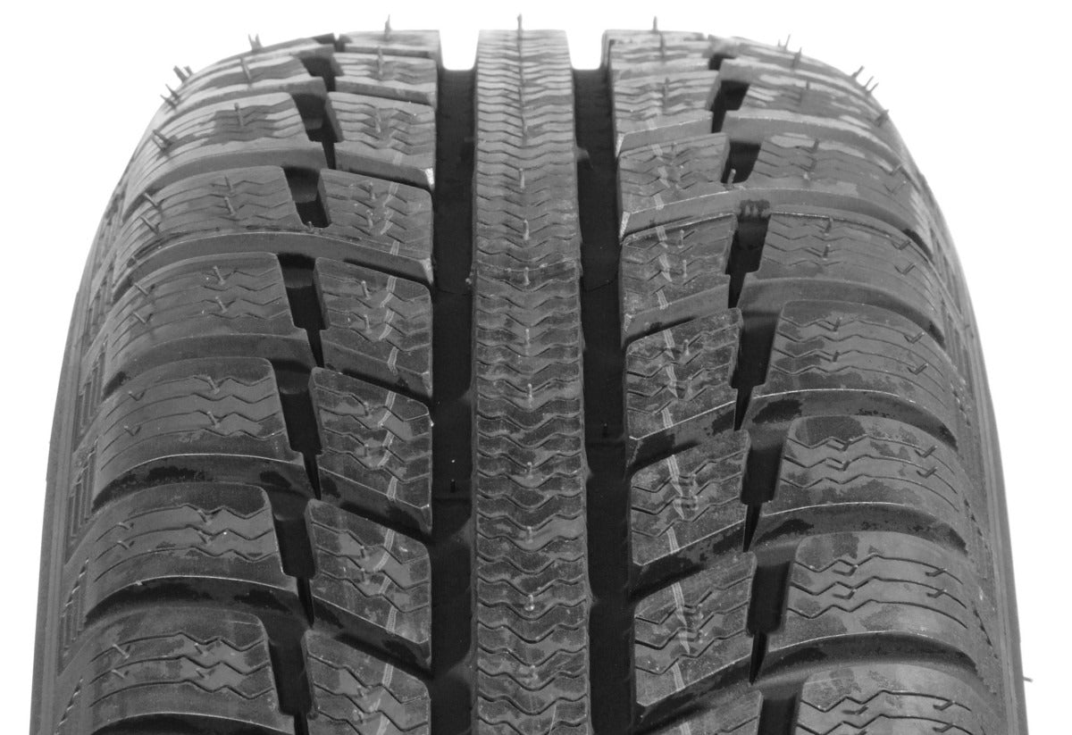 Targum Winter 3 225/45 R17 91H runderneuert