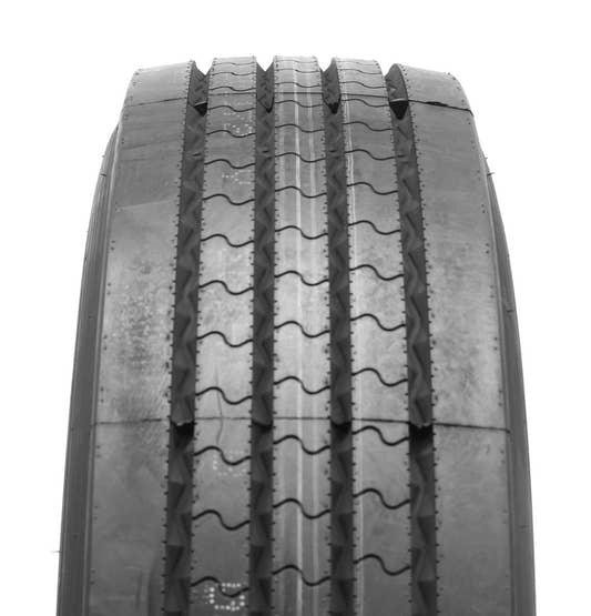 Giti GSR225 245/70 R19.5 136/134M