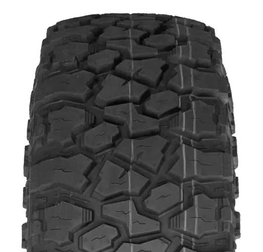 Comforser CF3300 R/T 265/70 R17 121/118Q