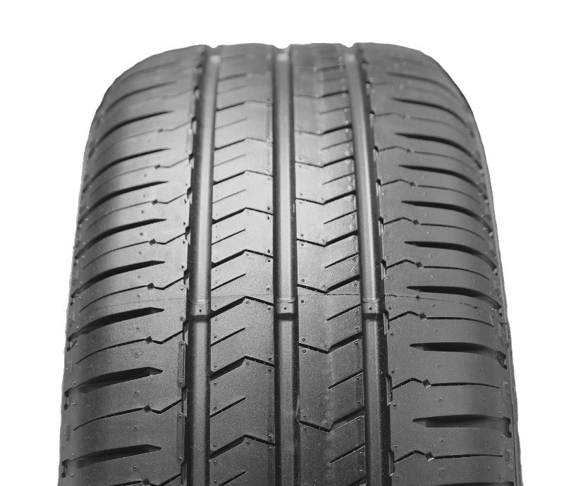 Nexen Roadian CT8 215/65R16C 109/107T – Bild 3