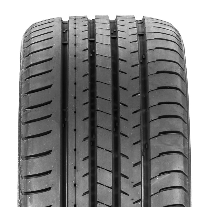 Doublestar DSU02 225/55 R17 97V