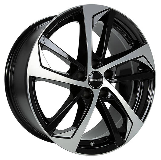 GMP Katana black polished Alufelge 8x18 Zoll ET45 LK 5x114.3 ML67.1