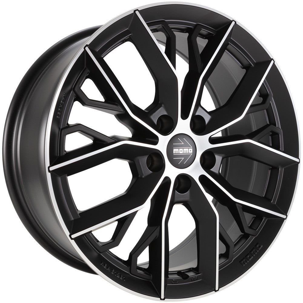 Momo Massimo matt black diamond cut 8x18 ET30 - LK5/110 ML65.1