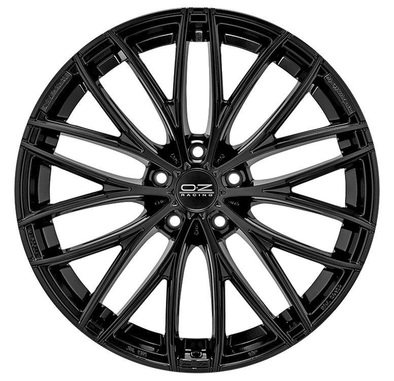 OZ Italia 150 gloss black 8x19 ET45 - LK5/114.3 ML75