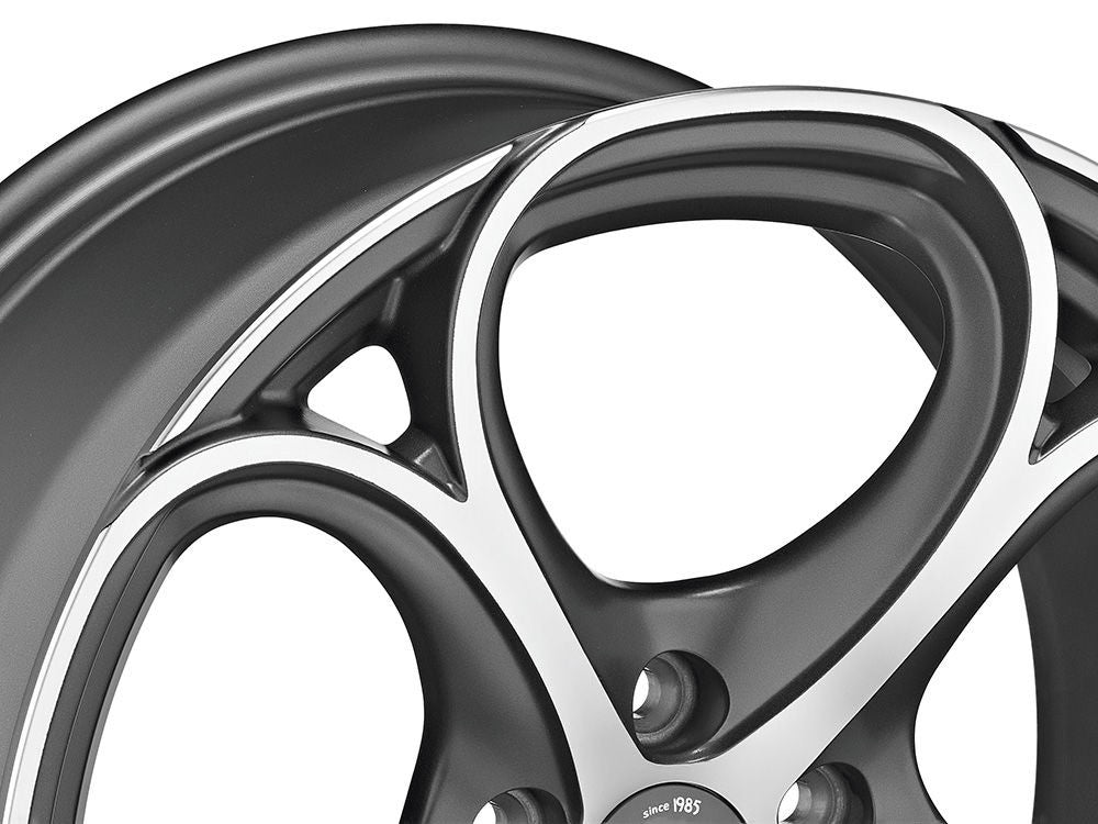 MSW 82 gun metal poliert 8x18 ET35 - LK5/110 ML65.06