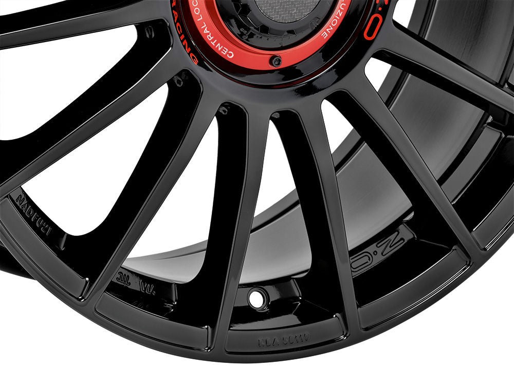 OZ Superturismo Evoluzione gloss black 8x18 ET45 - LK5/114.3 ML75