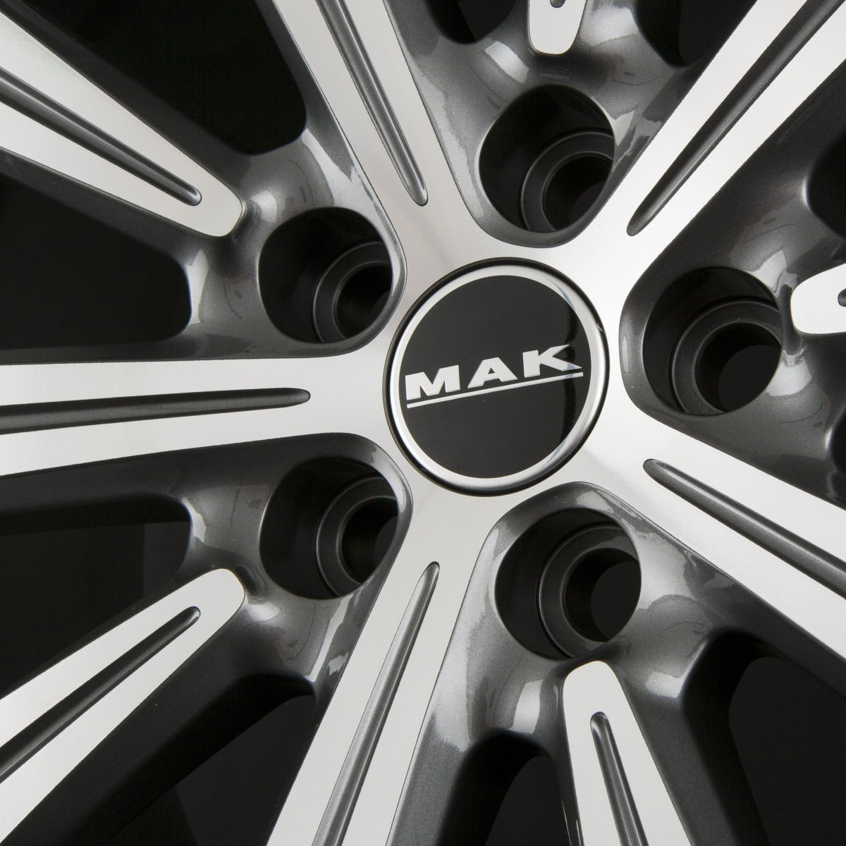 Mak Birmingham gloss black Alufelge 8.5x20 Zoll ET29 LK 5x112 ML66.6 – Bild 6