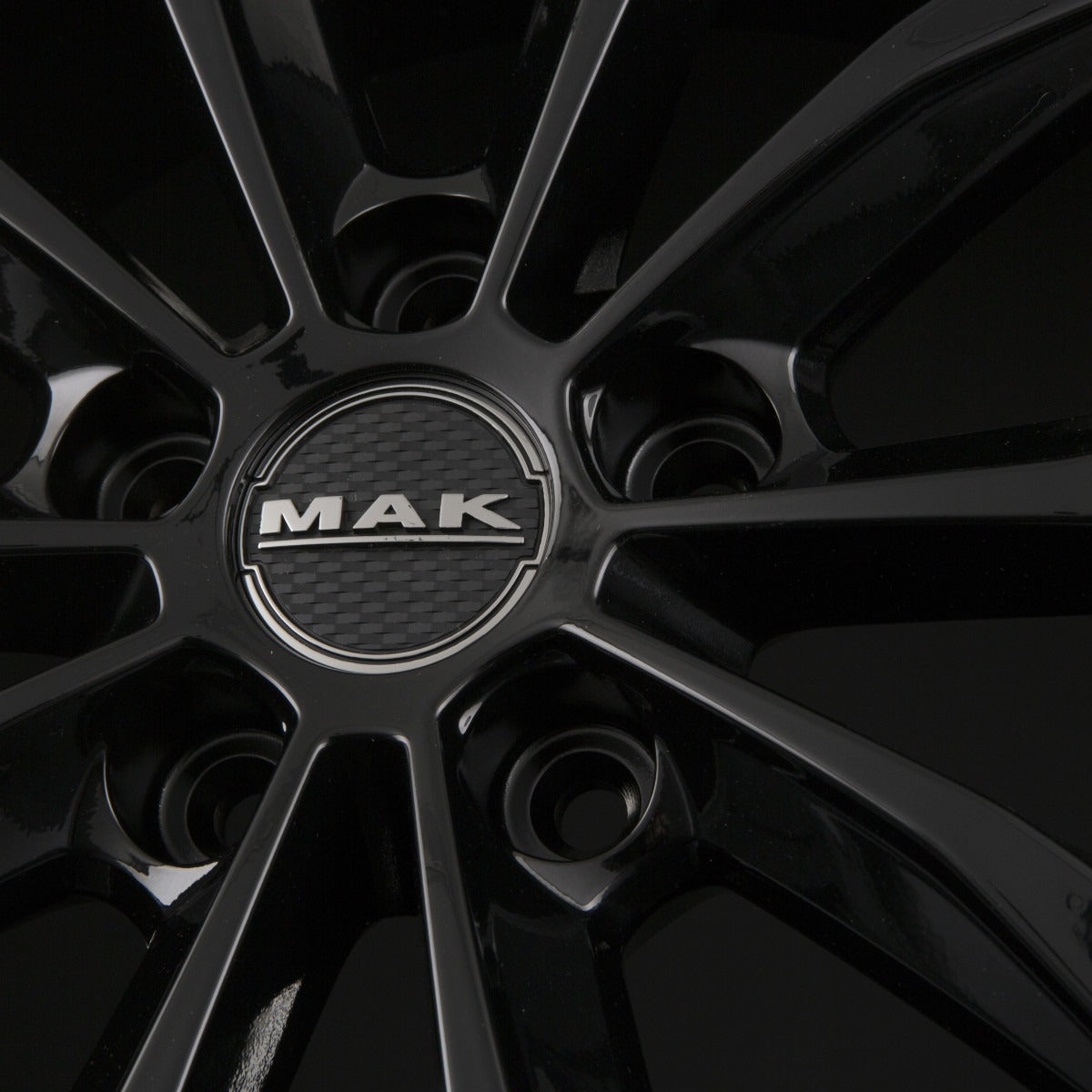 Mak Wolf gloss black Alufelge 7.5x17 Zoll ET50 LK 5x108 ML72 – Bild 7