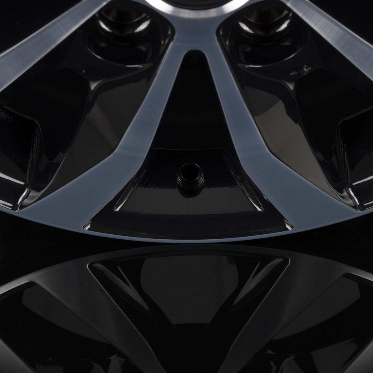 Mak Load 5 black mirror Alufelge 7x17 Zoll ET68 LK 5x130 ML78.1 – Bild 8