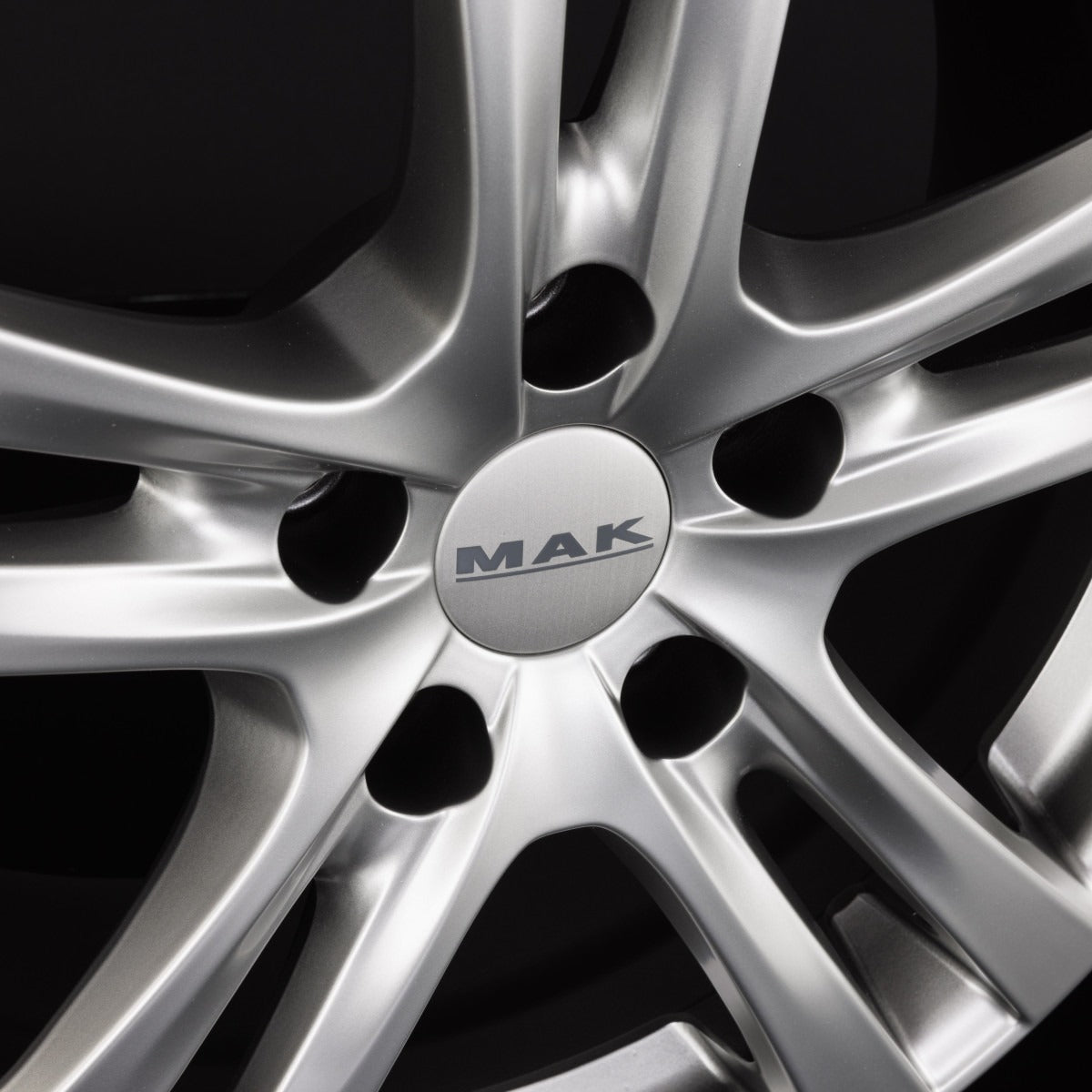 Mak Zenith matt titan Alufelge 5.5x14 Zoll ET35 LK 5x100 ML72 – Bild 7