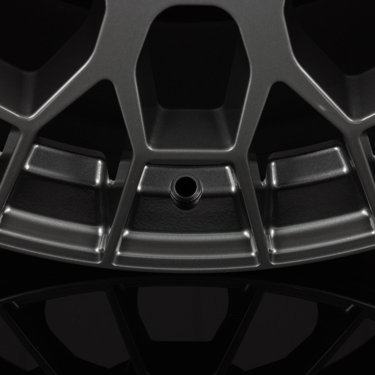 Mak APX gloss gun metallic Alufelge 7.5x18 Zoll ET45 LK 5x114.3 ML76 – Bild 7