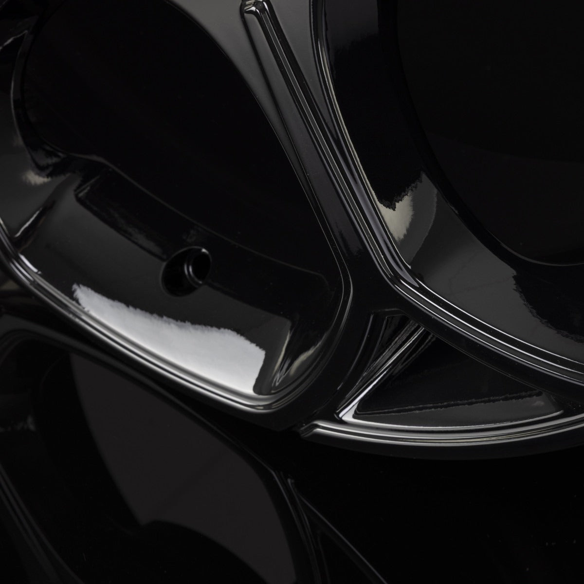 Mak Monza gloss black Alufelge 7x18 Zoll ET35 LK 4x108 ML65.1 – Bild 7