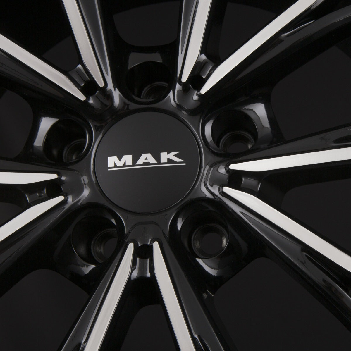 Mak Mark-D black mirror Alufelge 9.5x19 Zoll ET44 LK 5x112 ML66.6 – Bild 7