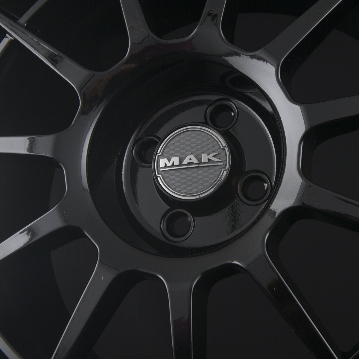 Mak NTT Gloss Black Alufelge 7x17 Zoll ET35 LK 5x114.3 ML66.1 – Bild 4